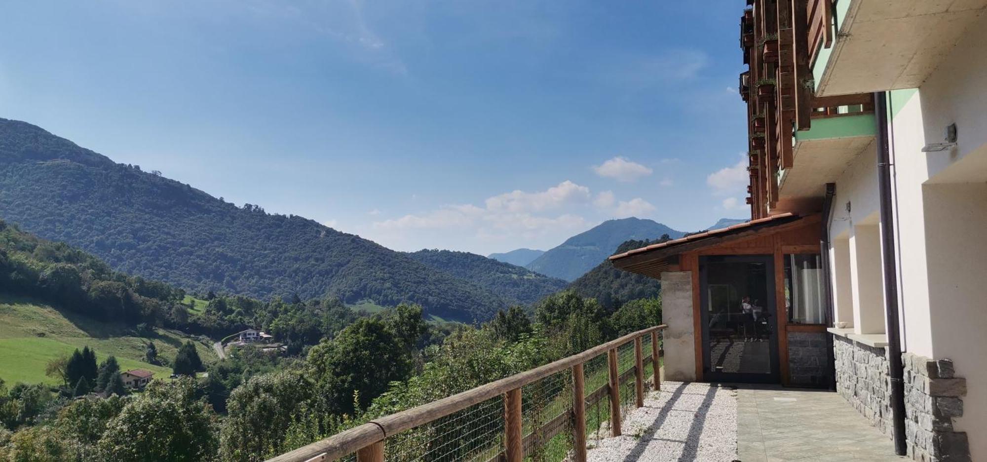 הוילה Cene Agriturismo Green Valley מראה חיצוני תמונה